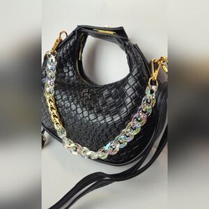 Elegant BLACK Woven Handbag with Gold Chain (NWOT)6